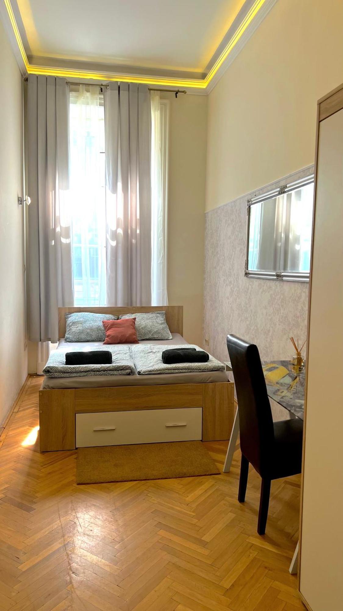 Best Of Guest House By Small Home Budapest Exteriör bild